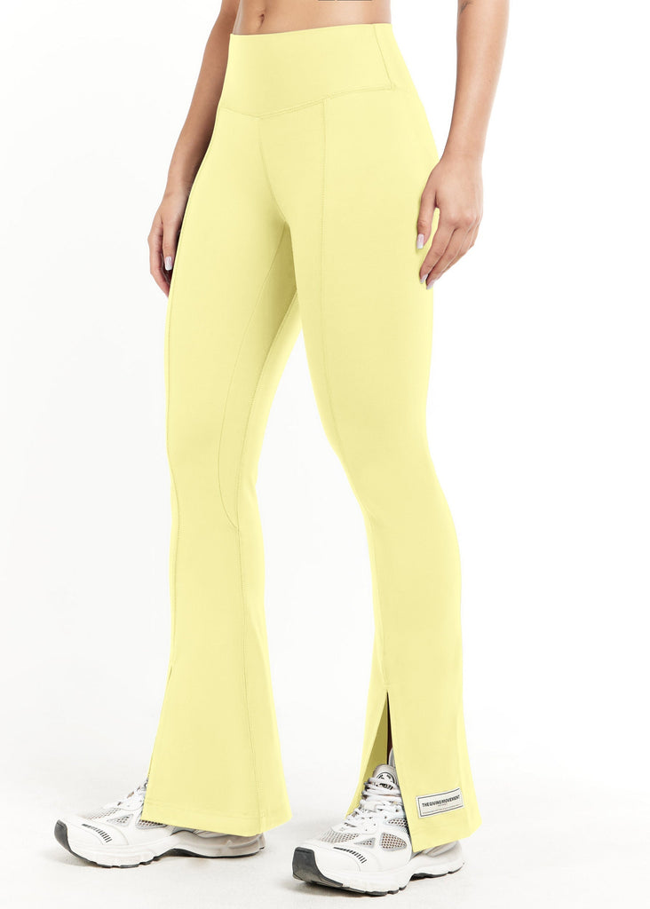 Both colours of the @missyempireuk flared yoga pants are back in stock